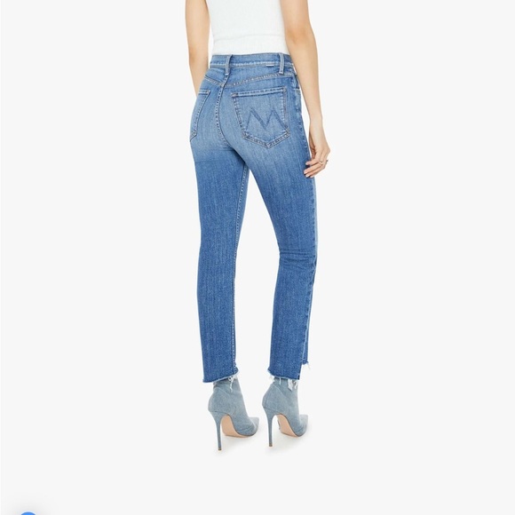 Mother Denim High Waisted Rider Ankle Step Fray
Wash: Loafers And Lassos 26 - Picture 3 of 8